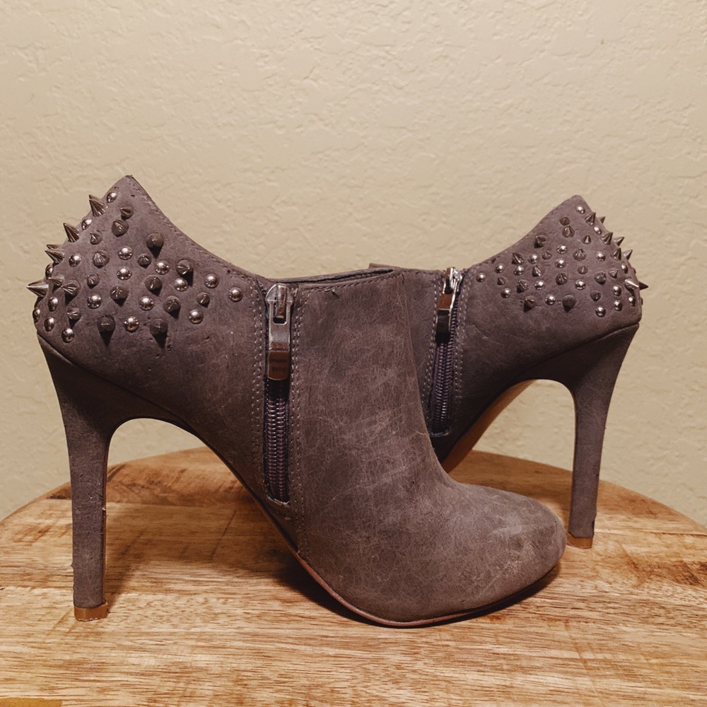 Jessica Simpson Distressed Spiked Low Ankle Zip